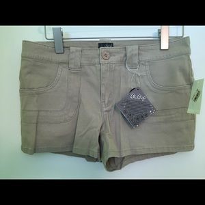 Tan khaki shorts size 11 brand new w tag
